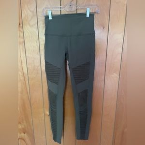 Alo Moto Leggings